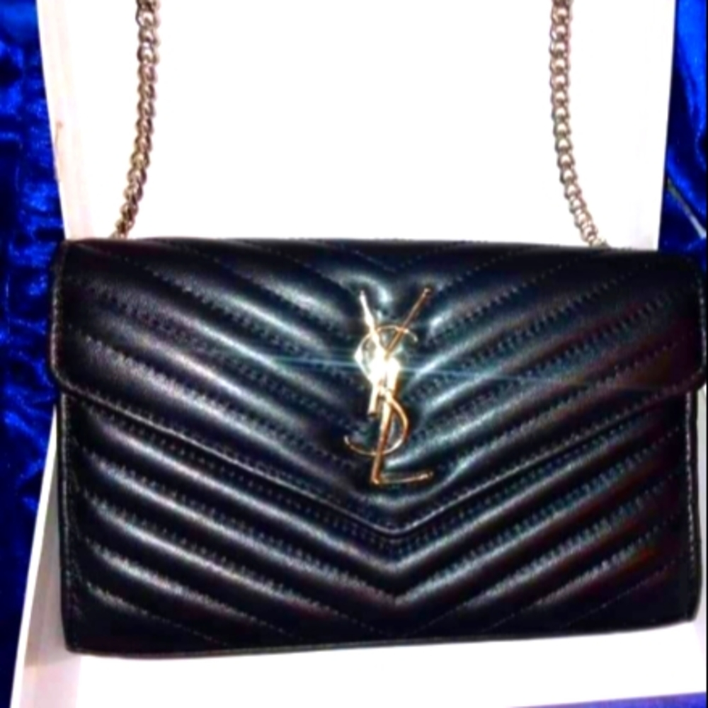 Yves Saint Laurent Handbag/Clutch